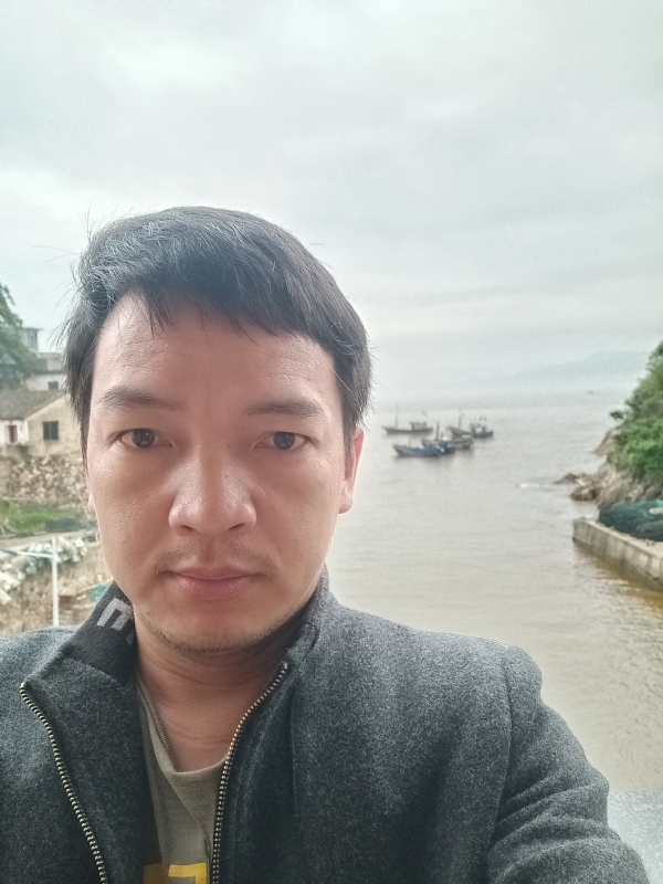 啊亮的第一张照片--宁德相亲服务中心